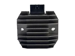 REGOLATORE DI TENSIONE A 6 PIN PER YAMAHA XP T-Max / XP TMax ABS 500 (2008-2011) - Imagen 1 de 8