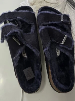 Sandalia BIRKENSTOCK Arizona genuina de piel de oveja deslizable medianoche para hombre talla EE. UU. 12,5 Foto 1 de 4