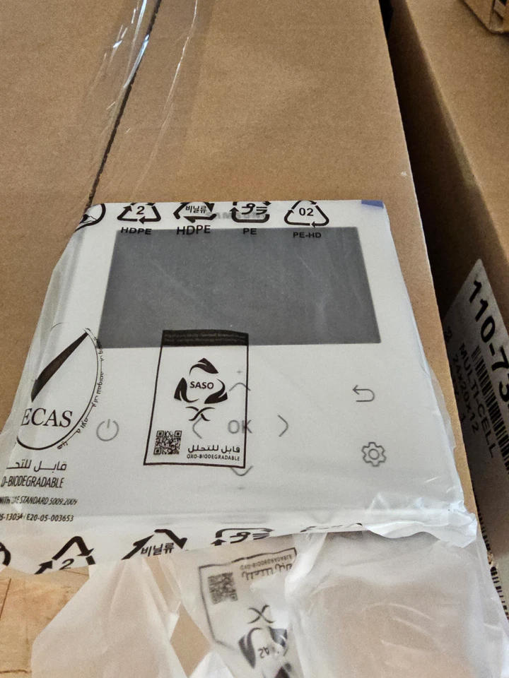 Advanced Wired Controller MWR-WG00UN - Image 1 of 3