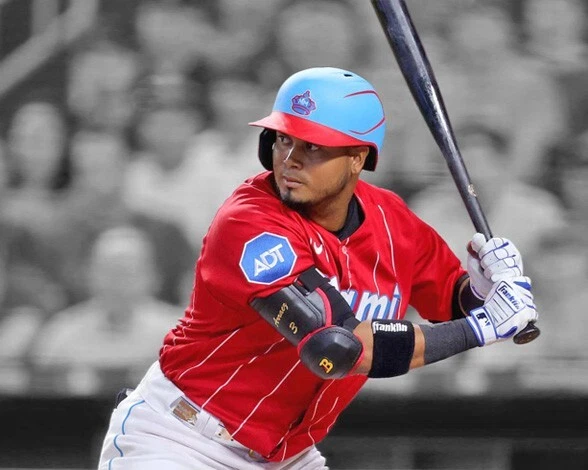 Miami Marlins LUIS ARRAEZ Glossy 8x10 Photo Baseball Print Spotlight Poster - Image 1 of 1