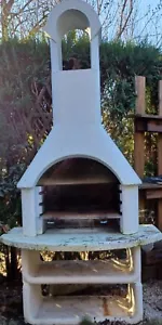stein grill kamin aus Beton gebraucht, Zustand ist gut - Bild 1 von 1