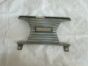 Plymouth Fury Grill 1966 centro Mopar panel de moldura moldura cabezal lámpara de luz  - Imagen 1 de 12