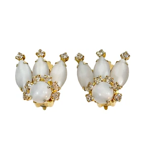 Signed Vintage Warner Clip Earrings - Rhinestones - Milk Glass - Prong Set - EXC - Bild 1 von 7