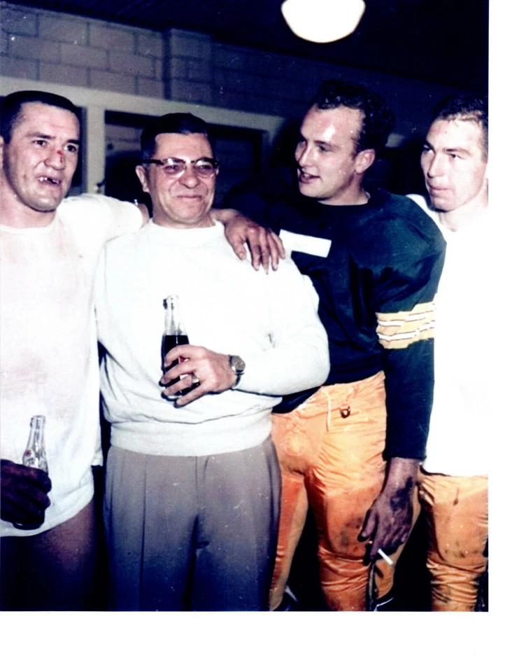 TAYLOR LOMBARDI HORNUNG STARR GREEN BAY PACKERS 8X10 TEAM  PHOTO  FOOTBALL  USA  - Image 1 of 1