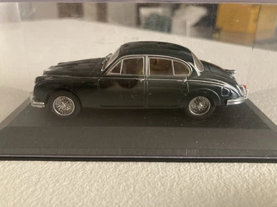 Minichamps Scala 1:43 - Jaguar Mk II 1959 - Verde - Immagine 1 di 3