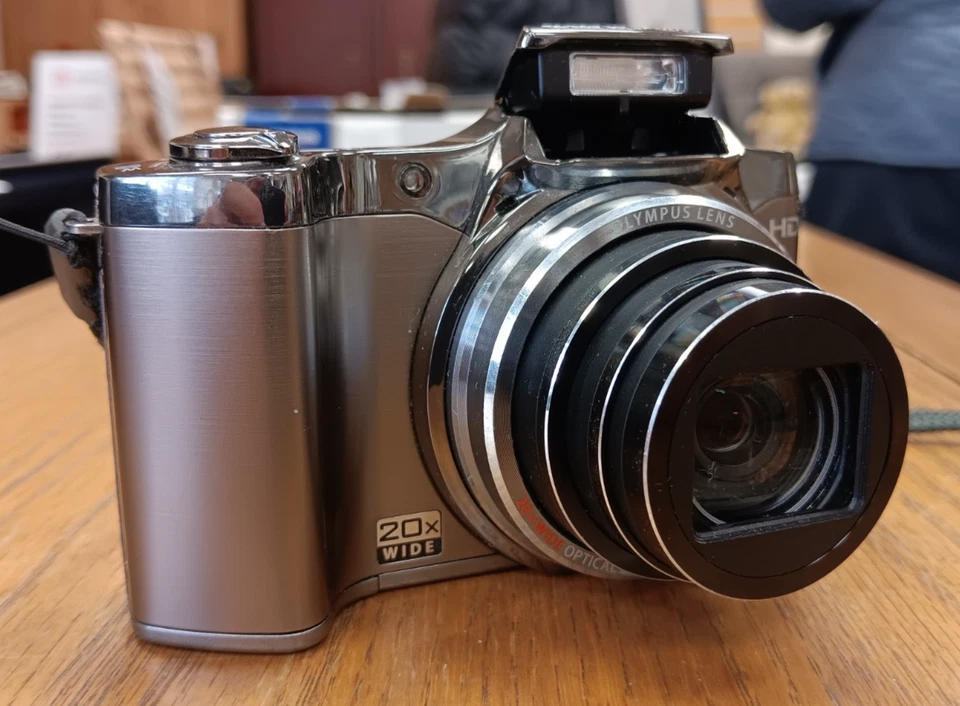 Olympus SZ-11 - 14 MP Digital Camera (Used - Zoom Error - Boxed) - Image 1 of 4