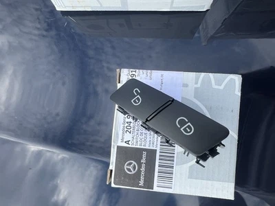 Interruptor de bloqueo de puerta original OEM MERCEDES-BENZ W204 C300 W166 ML63 C63 W212 E350💯 Foto 1 de 4