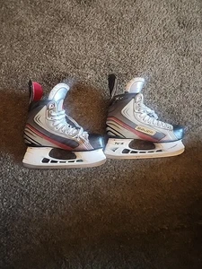 Bauer Vapor X4 Ice Hockey Skates Senior Size 8 - Picture 1 of 13