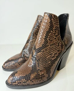 Steve Madden Sz 7 Leve Faux Leather Brown Black Snake Western Ankle Booties EUC - Picture 1 of 8