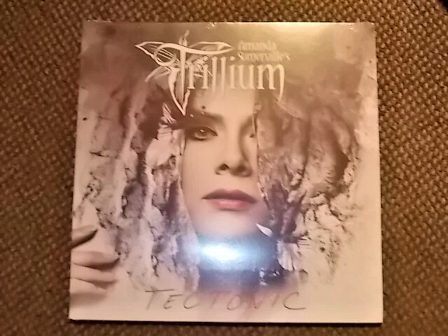 Amanda Somerville's Trillium - Tectonic   VINYL  LP   NEU  (2018) - Bild 1 von 1