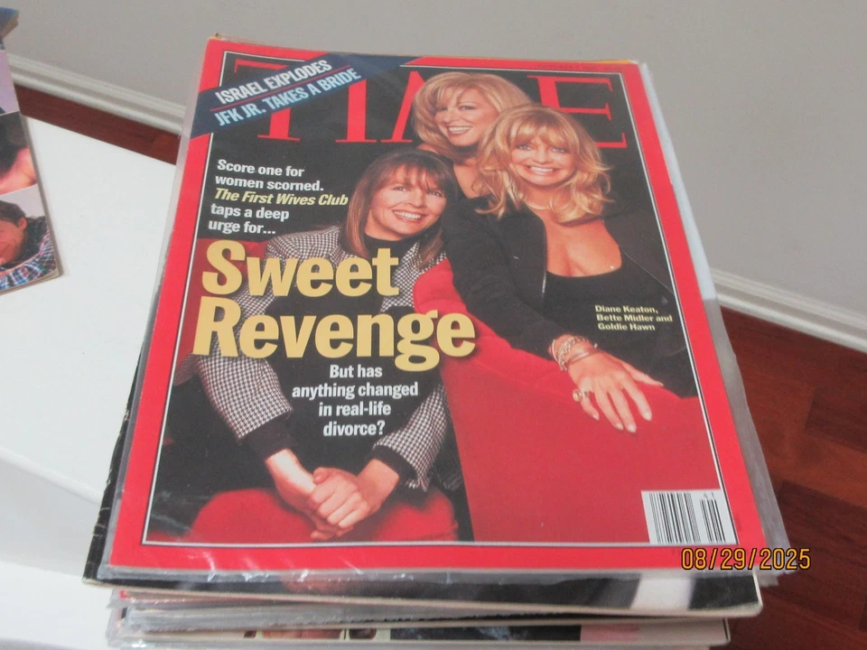 Bette Midler , Diane Keaton , Goldie Hawn , Time Magazine , Oct.7, 1996 - Image 1 of 1