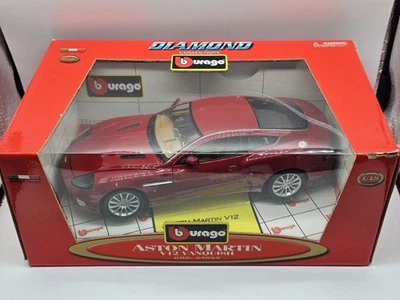 Aston Martin V12 Vanquish Rosso 1:18 Burago In Box - Immagine 1 di 4