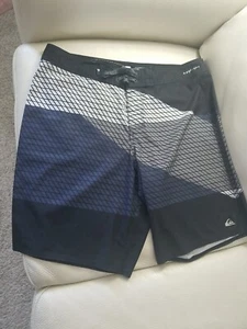 Quiksilver Stretch Board shorts high line Sz 36 surf swim trunks - Picture 1 of 10