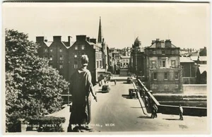 BRIDGE STREET FROM WAR MEMORIAL, WICK - Caithness Postcard (P2910) - Picture 1 of 2