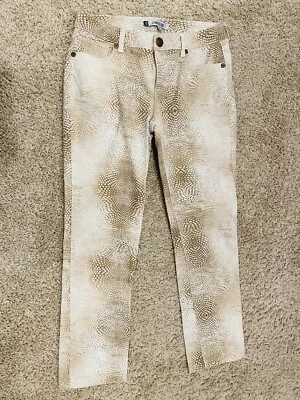 JLO JENNIFER LOPEZ WOMENS STRAIGHT LEG 5 POCKET RIVETED REPTILE PANTS/ SIZE 6 - Image 1 of 4