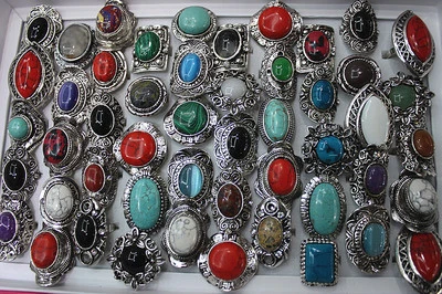 Großhandelsmengen 45 Stck. bunte große Natursteinlegierung verstellbare Damenringe - Bild 1 von 2