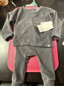Gerber Modern Moments 6-9 Months - Picture 1 of 3