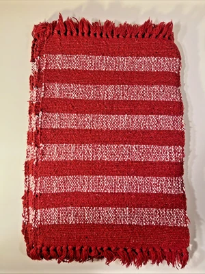 8 placemats listrados vermelhos e brancos tecidos à mão Natal férias fazenda campo - Imagem 1 de 4