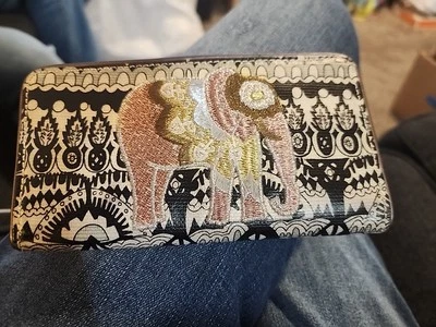 Sakroots Artist Circle Black/White Elephant Print - Image 1 of 4