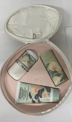 Vint Anais Anais By Cacharel 3 Pc Set 1.5 Oz Powder, 1.7 Spray, Body Shampoo New - Image 1 of 4