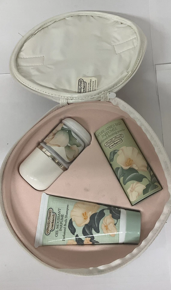 Vint Anais Anais By Cacharel 3 Pc Set 1.5 Oz Powder, 1.7 Spray, Body Shampoo New - Image 1 of 4