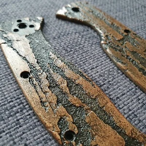 Roughness Bronze - Spyderco Tenacious Knife Scales - Picture 1 of 3