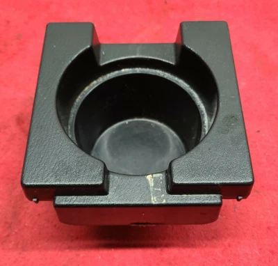 Nissan Máxima 1996 1997 portavasos único negro texturizado 96915-40U00  Foto 1 de 4