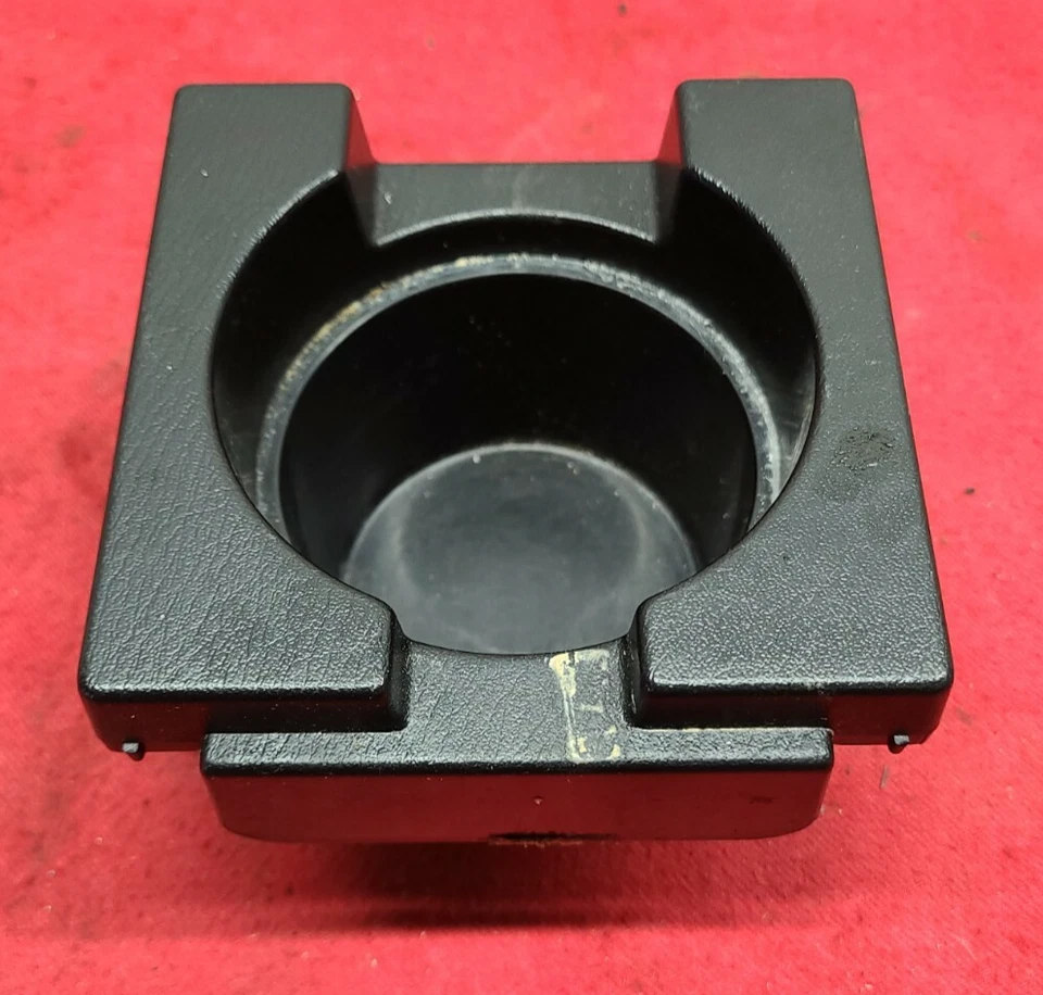 Nissan Máxima 1996 1997 portavasos único negro texturizado 96915-40U00  Foto 1 de 4