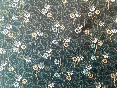Connecting Threads Heirloom Manor Cotton Fabric Daisy Calico Evergreen Floral 1Y - Image 1 of 4