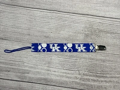 Reino Unido Universidad de Kentucky Chupete Clip Chupete Soporte Baby Shower Regalo Foto 1 de 4