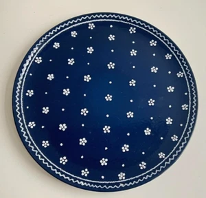 Gmundner Keramik Dirndl blau Servierplatte 31,5 cm GK335 (2401DM55) 06/25 - Imagen 1 de 3