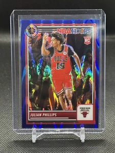 2023-24 Julian Phillips NBA Hoops Premium Blue Seismic /99 Prizm Rookie - Bulls - Bild 1 von 3