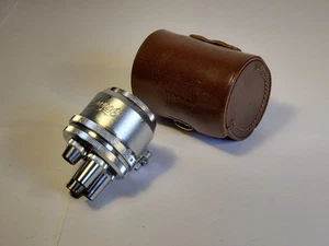 Viseur universel Foinix - Focale 35 50 85 90 135 mm + Correcteur Dioptrique - Picture 1 of 11