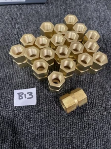 (21) SWAGELOK B-4-HCG 1/4in HEX BRASS FEMALE X FEMALE COUPLING NPT - Picture 1 of 3