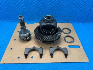 RAM 1500 Rear Differential Case, Ring & Pinion Gear 3.92 Ratio 65k 2019-2024 OEM - Picture 1 of 22