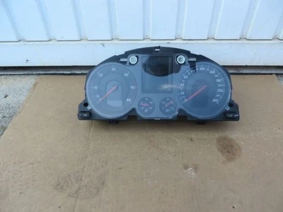 VW PASSAT VARIANT (3C5) Tachometer Tacho Kombiinstrument 3C0920871K - Bild 1 von 3