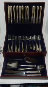 HAMPTON SILVERSMITHS Stainless Flatware HSV165 GOLD ACCENT Serv. for 11 + Chest - Picture 1 of 1