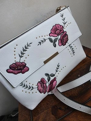 White floral  Bag Shoulder Dorothy Perkins New With Tag embroidered  - Image 1 of 4