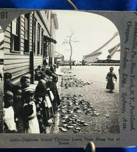 STEREOVIEW Photo ~ Japanese School Children Leave Their Shoes Outside ~ Japan - Picture 1 of 3