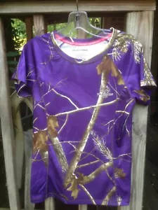 Realtree AP Camo Purple Wicking Dri More Short Sleeve Shirt women size S (4-6) - Picture 1 of 3