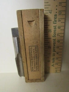 Vintage ""S. W. Kartenherstellungs-Co.: Hähne, Stanzformen & Schraubplatten ""Fräswerkzeug? Nos/Neu im Karton - Bild 1 von 10