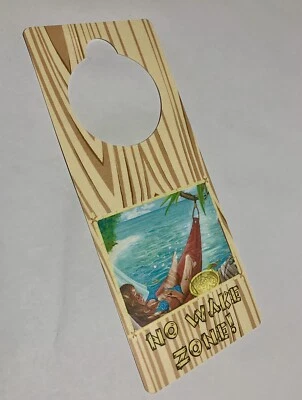 Letrero de suspensión de puerta de zona sin vigilia divertido lindo playa no molestar Foto 1 de 3