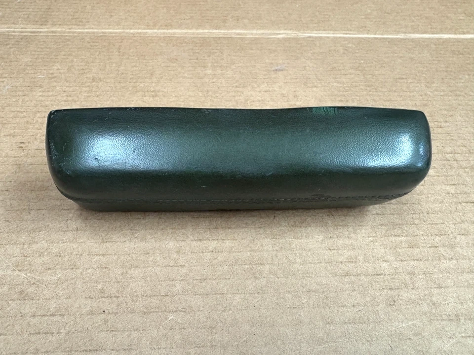 1968 - 1972 PLYMOUTH DUSTER DODGE DART A-BODY 绿色室内门臂 REST 原始设备制造商 — 第 1/4 张图片