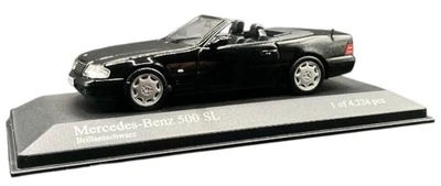 Minichamps 1/43 Mercedes Benz 500 SL 1999 Black  400033030 - Image 1 of 4