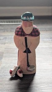 MacDonald Claus 1997 Carved Wood Scottish Golfer Figurine Scotland Signed Artist - Picture 1 of 7