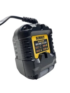 Ladegerät DeWALT DCB1102 Li-Ion XR 10,8V-18V 2A - Zdjęcie 1 z 7