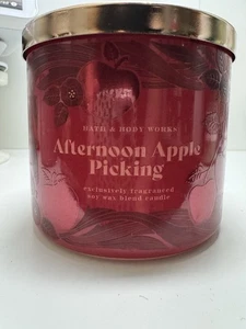 BATH & BODY WORKS White Barn vela de 3 mechas 14,5 OZ selección de manzana de la tarde nueva - Imagen 1 de 3