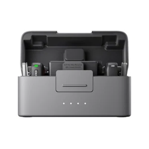 DJI Mic Mini 400m Microphone Lavalier sans Fil NC 2 émetteurs et 1 récepteur - Photo 1 sur 10