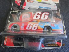 UPC 095949000280 product image for Racing Champions #66 DARRELL WALTRIP 2000 PREVIEW KMART 1/64 | upcitemdb.com