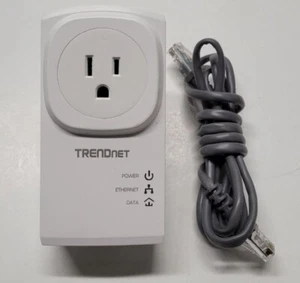 TRENDnet TPL-407E2K 500 AV Compact Powerline Adapter Kit /w Pass Through - Picture 1 of 3